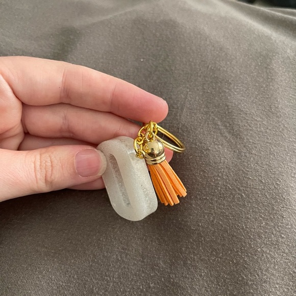 Handmade Number "0” (Zero) Keychain - Picture 3 of 6